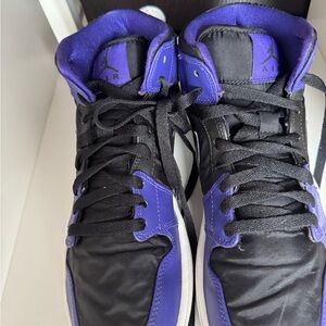 Jordan Men's Black and Purple High-Top Sneakers